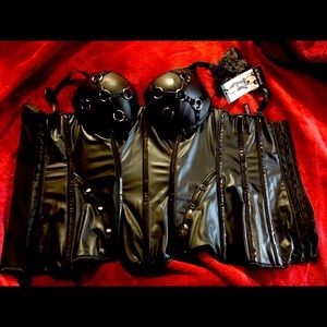 NEVER WORN - lingerie - Black faux leather corset